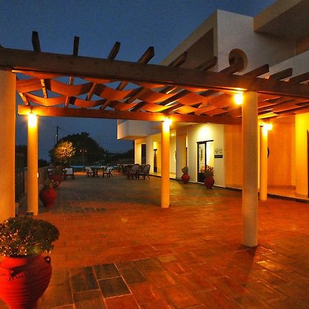 Golden Villas - Hotel Apartments & Villas Херсонисос Екстериор снимка