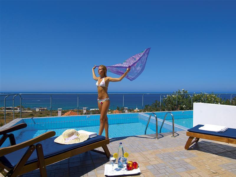 Golden Villas - Hotel Apartments & Villas Херсонисос Екстериор снимка