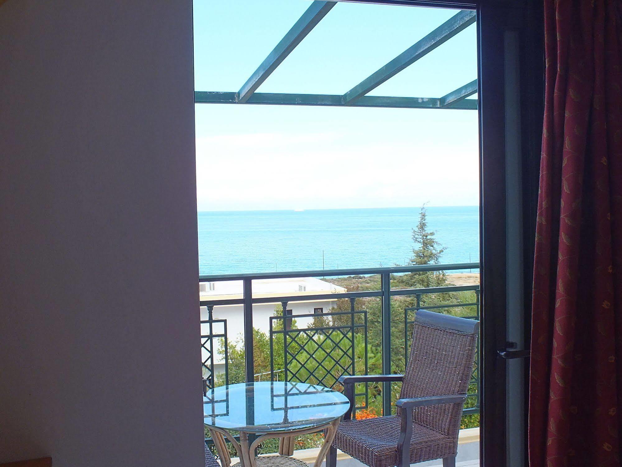 Golden Villas - Hotel Apartments & Villas Херсонисос Екстериор снимка