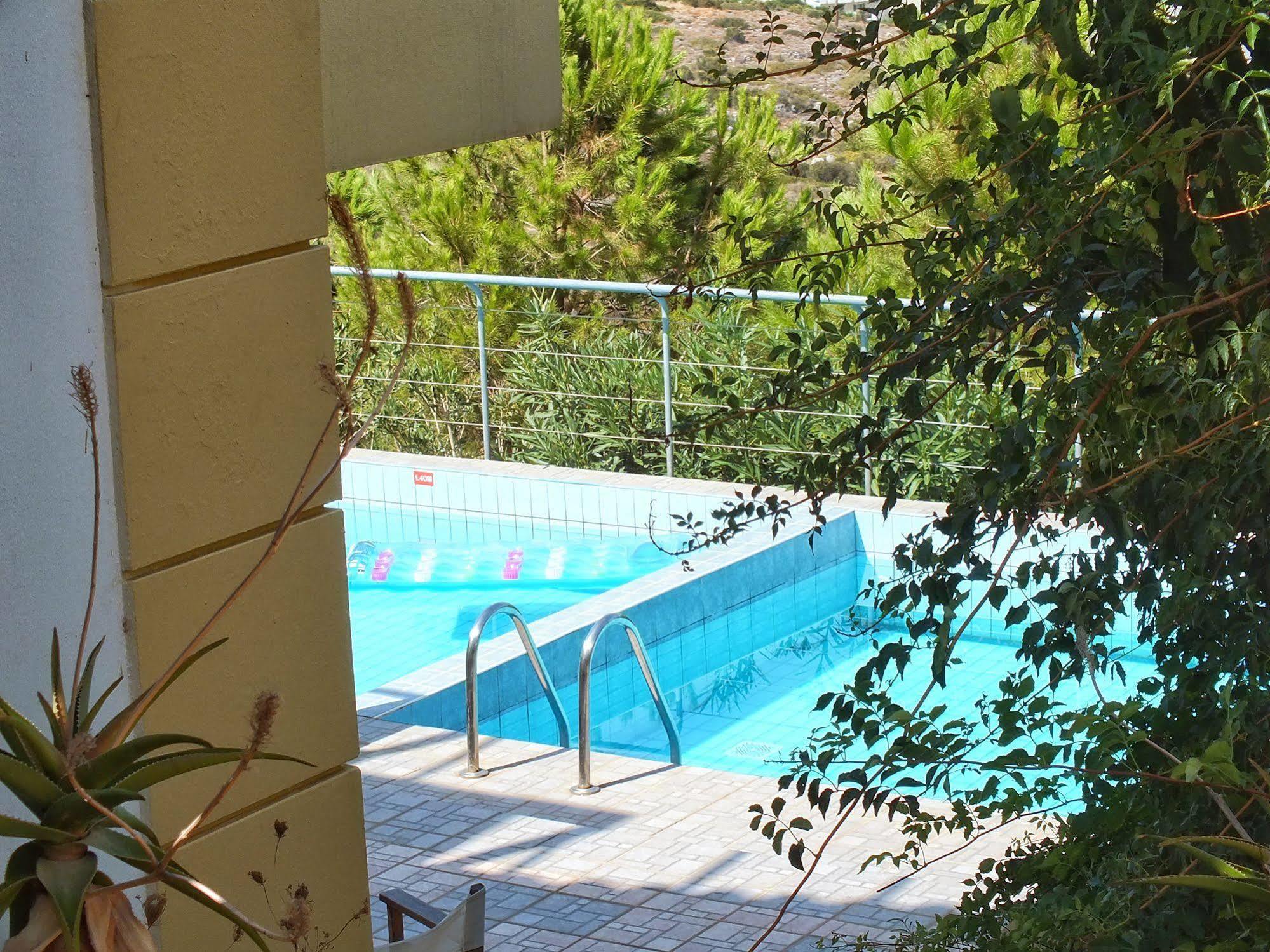 Golden Villas - Hotel Apartments & Villas Херсонисос Екстериор снимка