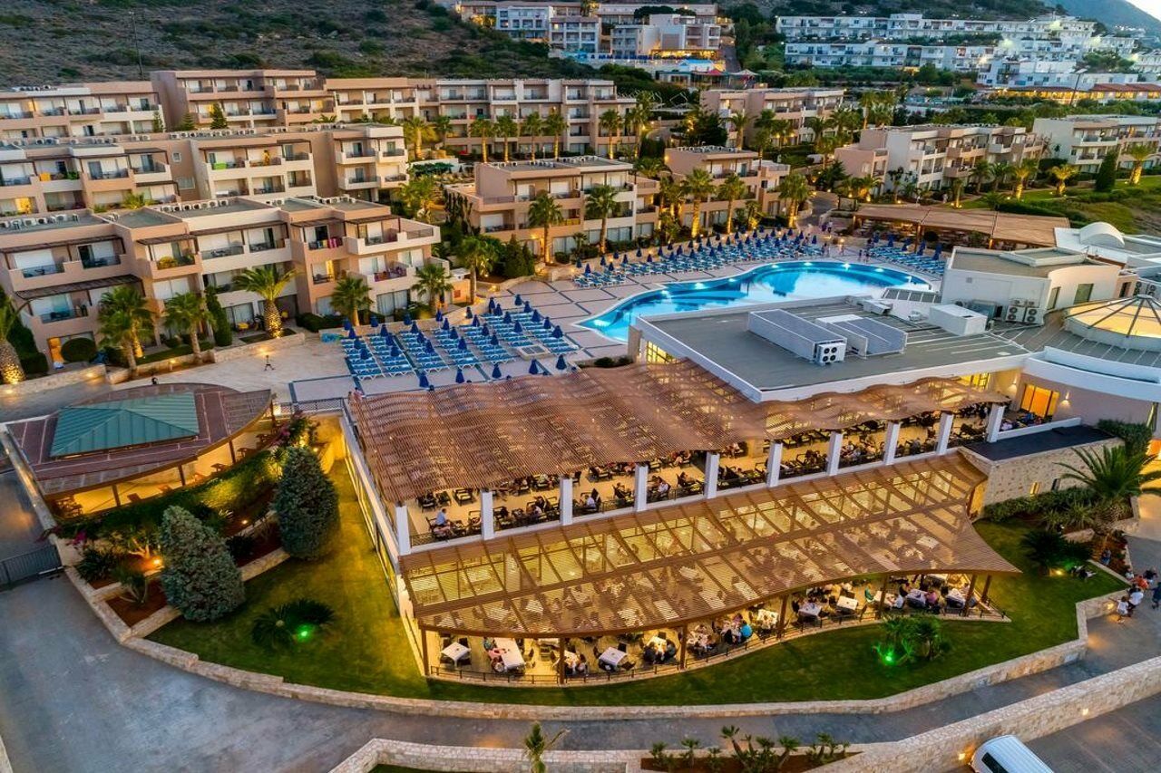 Golden Villas - Hotel Apartments & Villas Херсонисос Екстериор снимка